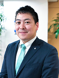 東京支店 羅麻 佐実登(ラマサミット)